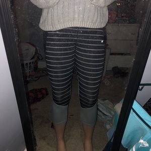 Capri Striped Leggings